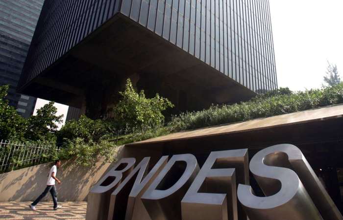 BNDES estima transferência recorde ao Tesouro Nacional em 2024, superando 100% do lucro de 2023