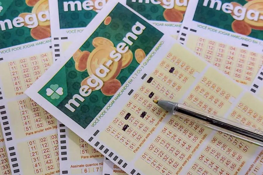 Mega-Sena acumula e pode chegar a R$ 43 milhões na próxima terça-feira. Confira os detalhes do sorteio e como participar!