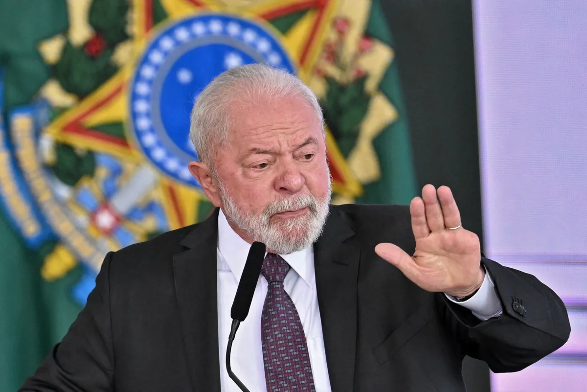 Lula anuncia cartão de crédito e débito para MEI, com anuidade zero. Saiba mais sobre essa novidade e o impacto para microempreendedores