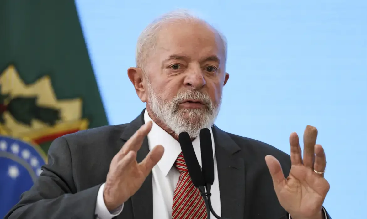 Lula critica ações de Israel em Gaza e no Líbano, destacando a necessidade de paz e o impacto sobre civis inocentes