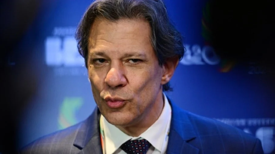 Haddad alerta sobre impactos da mudança climática na economia brasileira e destaca evolução positiva nos indicadores econômicos