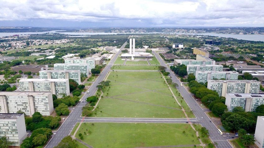 Esplanada fecha para desfile de 7 de setembro em Brasília. Veja detalhes, restrições e tudo o que você precisa saber sobre o evento!