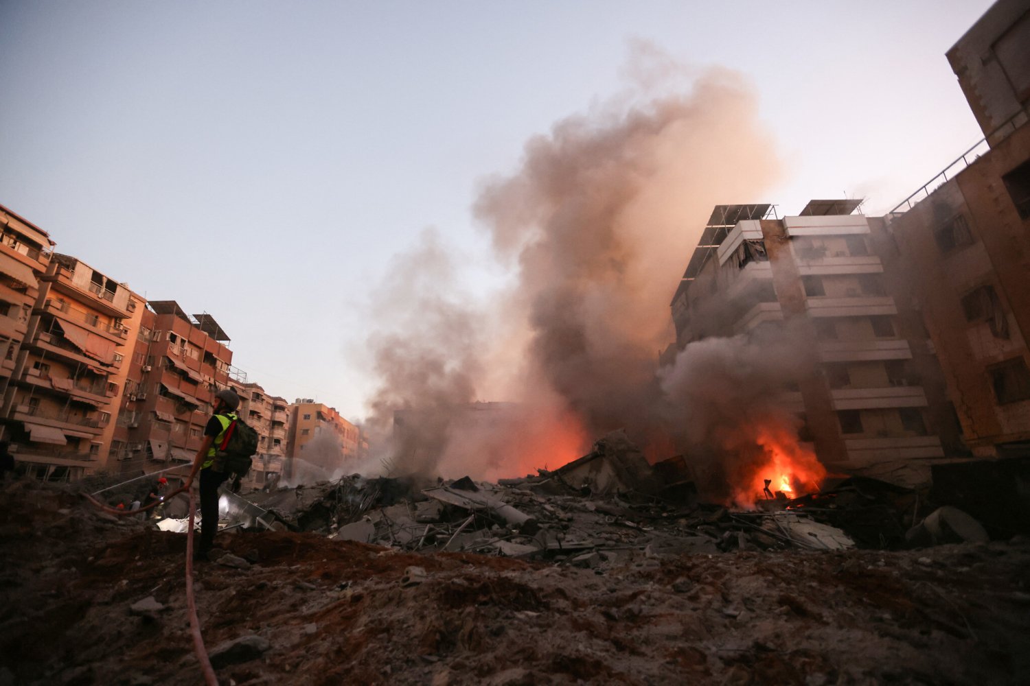 Israel realiza ataque aéreo em Beirute, aumentando tensões na região; o que isso significa para o futuro