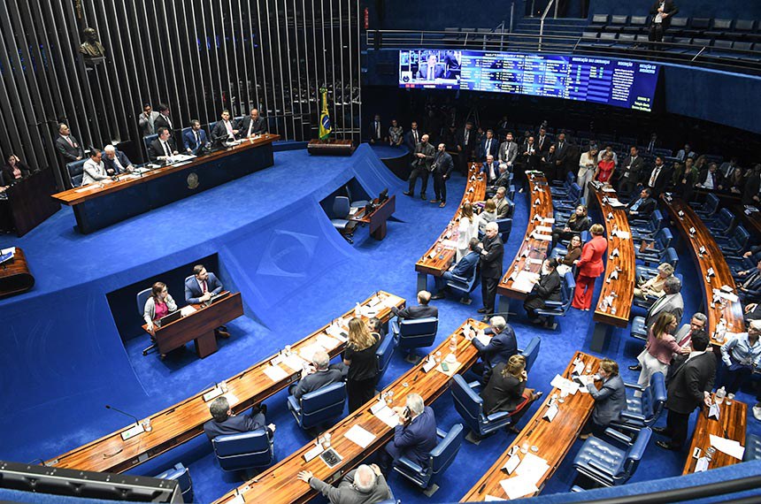 Senado aprova projeto que incentiva o hidrogênio de baixa emissão, definindo novos créditos e metas para o setor. Saiba mais!