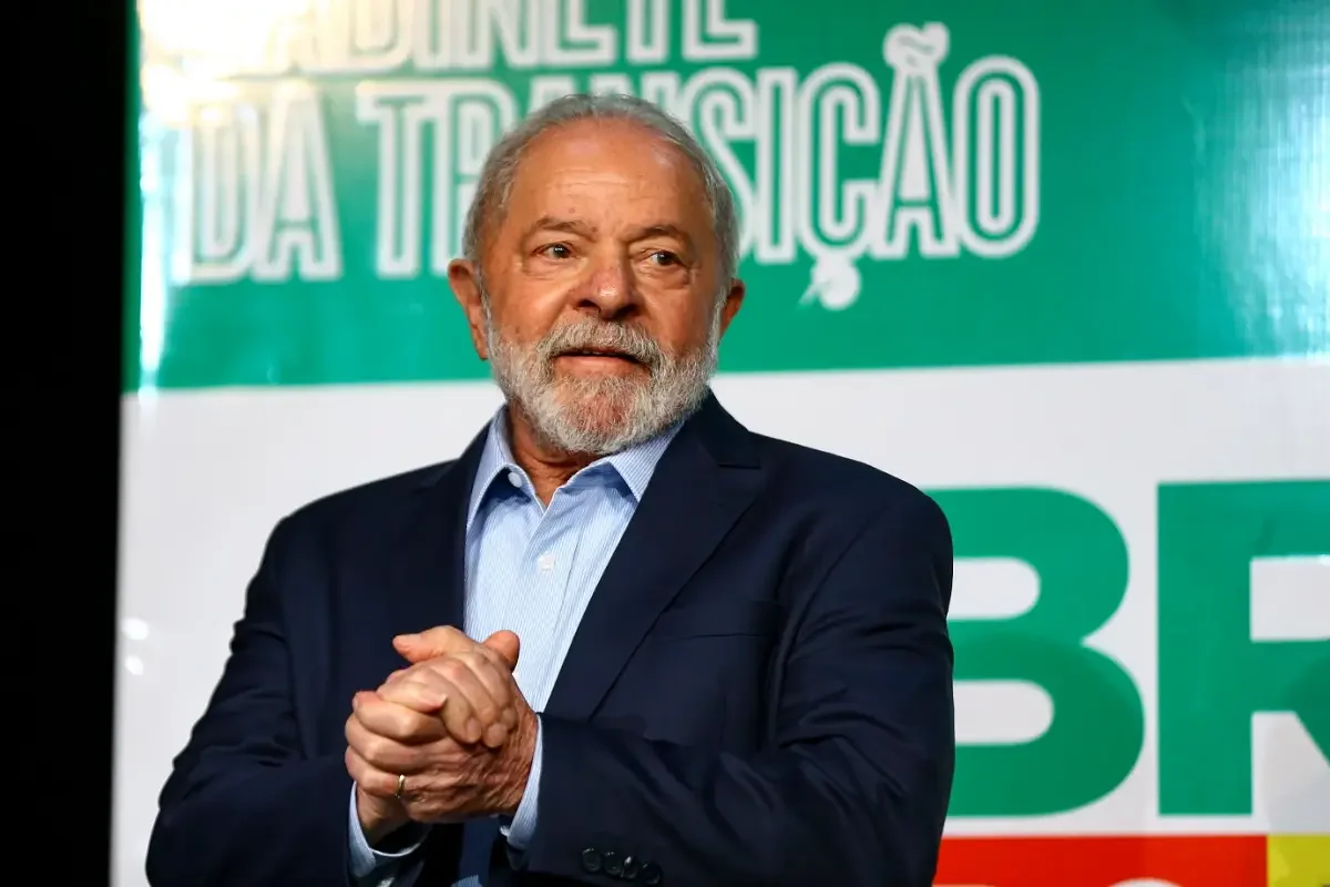 Lula prepara MP de R$ 550 milhões para combater incêndios. Entenda o impacto e as medidas adotadas pelo governo para enfrentar as queimadas