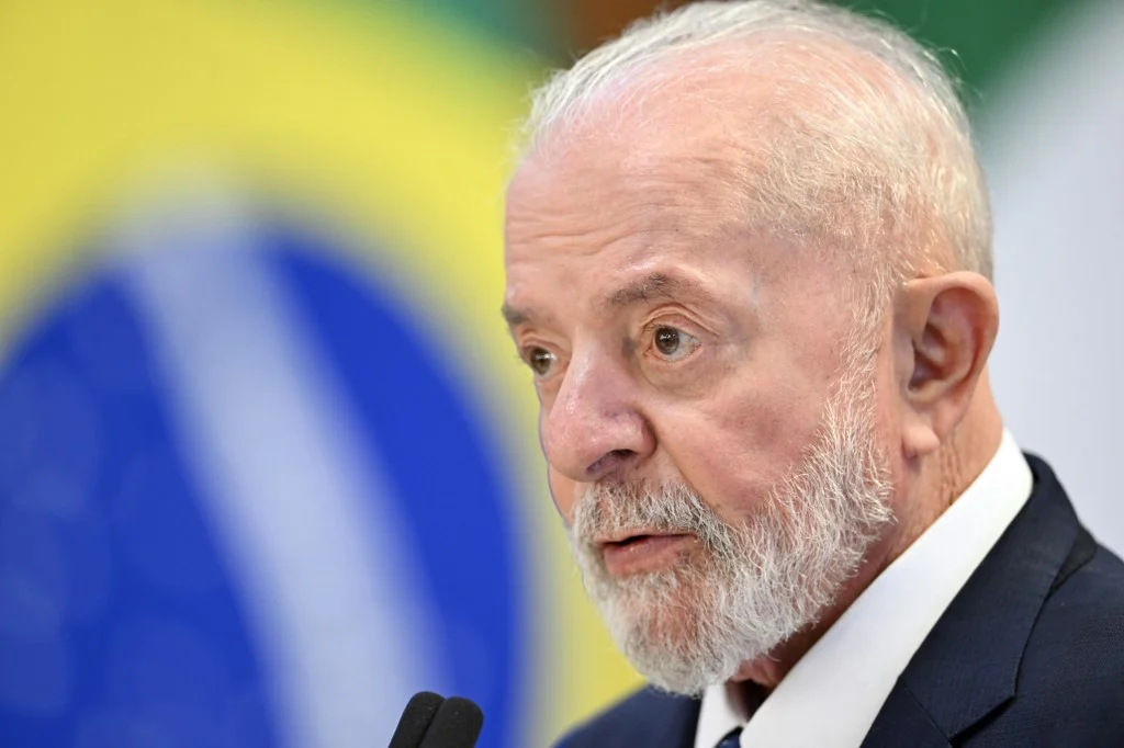 Lula cancela viagem à Rússia após acidente doméstico; participação na Cúpula dos Brics será por videoconferência