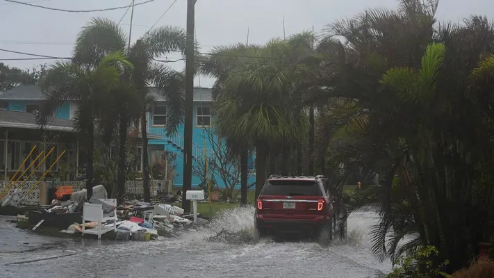 Ventos fortes e alertas de tornados na Flórida. Saiba tudo sobre o furacão Milton e os riscos climáticos na região