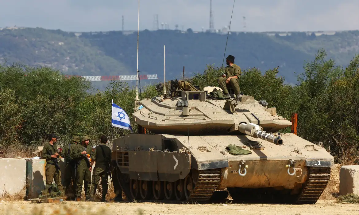 Israel intensifica ações militares contra o Hezbollah no Líbano; EUA aumentam o contingente de tropas na região