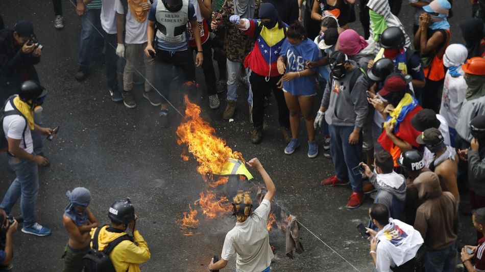 ONU denuncia regime da Venezuela por crimes contra a humanidade; violação de direitos humanos afeta milhares