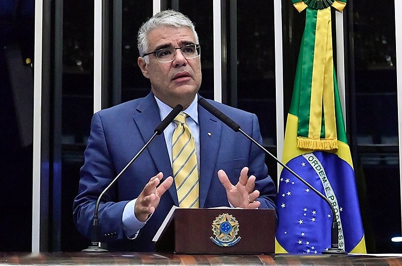 Senador Eduardo Girão pede impeachment de Moraes, ressaltando abusos em decisões do STF