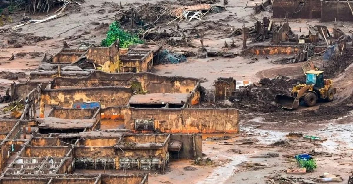 BHP enfrenta processo em Londres sobre desastre em Mariana. Vítimas exigem justiça e responsabilização pela tragédia